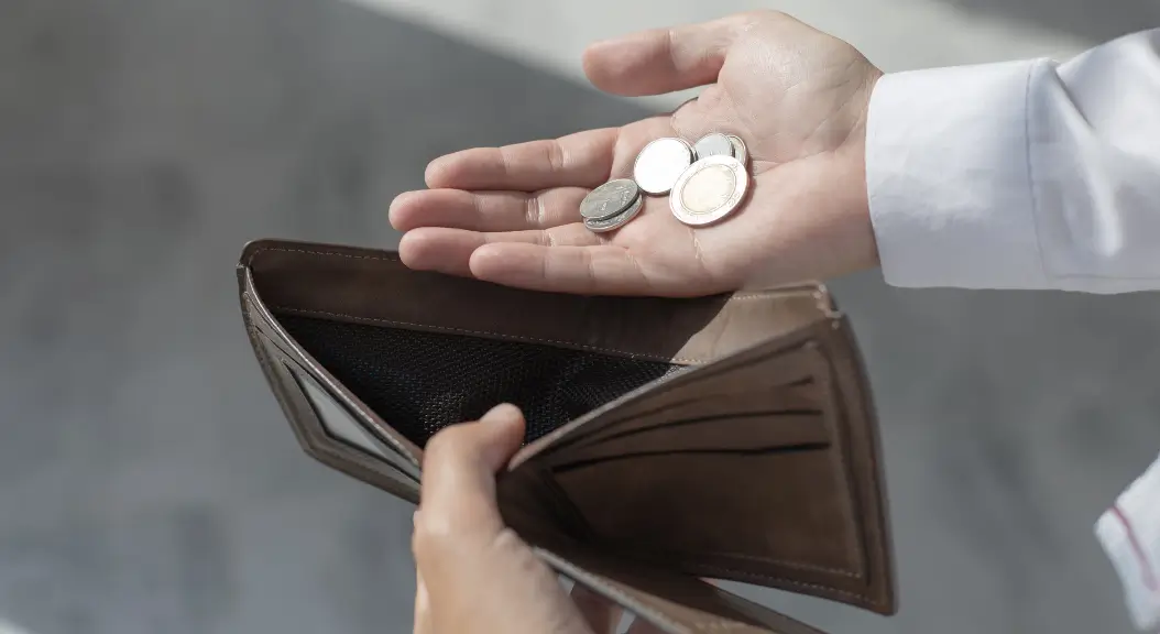 How to Start an Online Business With No Money: From Nothing to Online Success